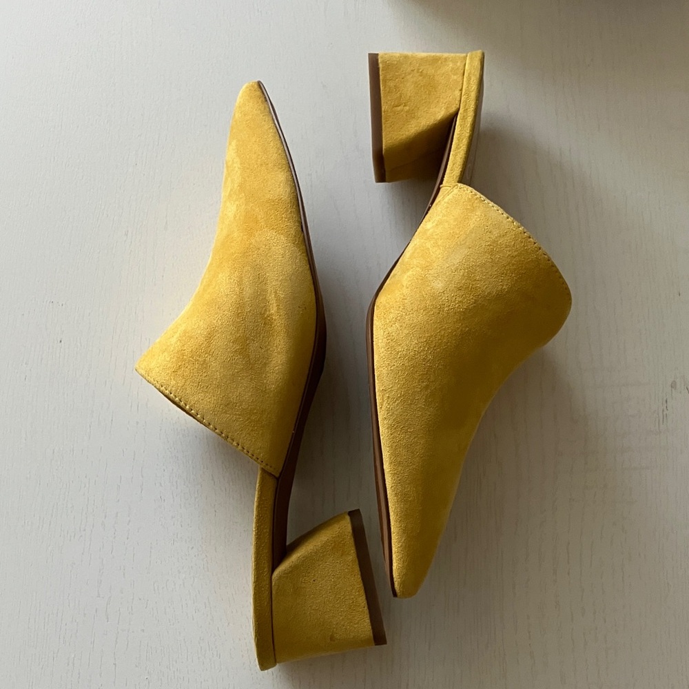 Franco Sarto Rianan Yellow Suede Mules (Size 8) NWT - Picture 3 of 16